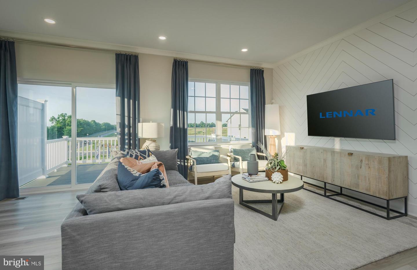Photo 3 of 8 of 1805 Betterton Rd townhome