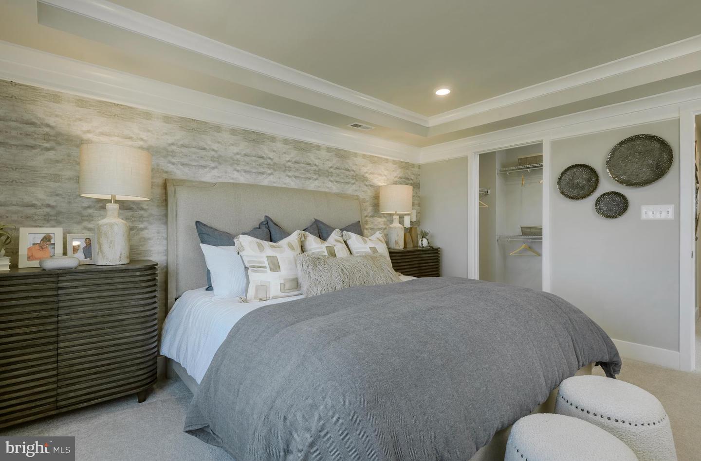Photo 7 of 8 of 1805 Betterton Rd townhome