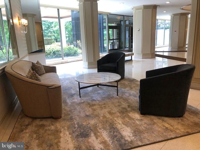 Photo 5 of 25 of 1600 Hagys Ford Rd #7-Yz condo