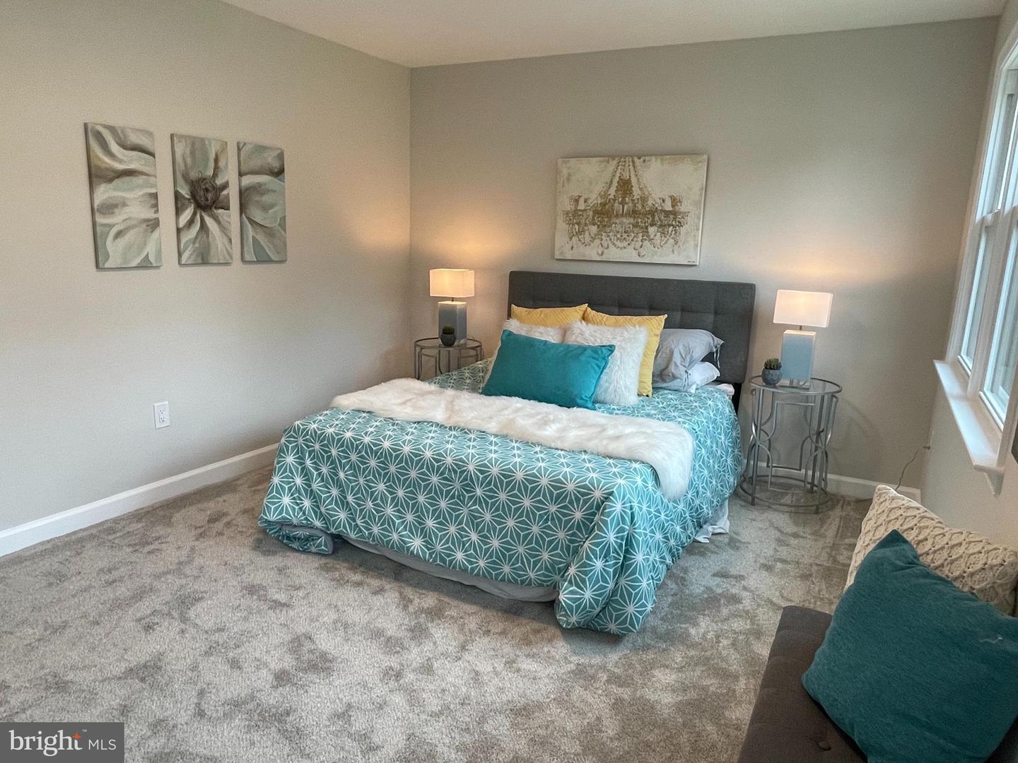 Photo 6 of 13 of 16539 Sherwood Pl townhome