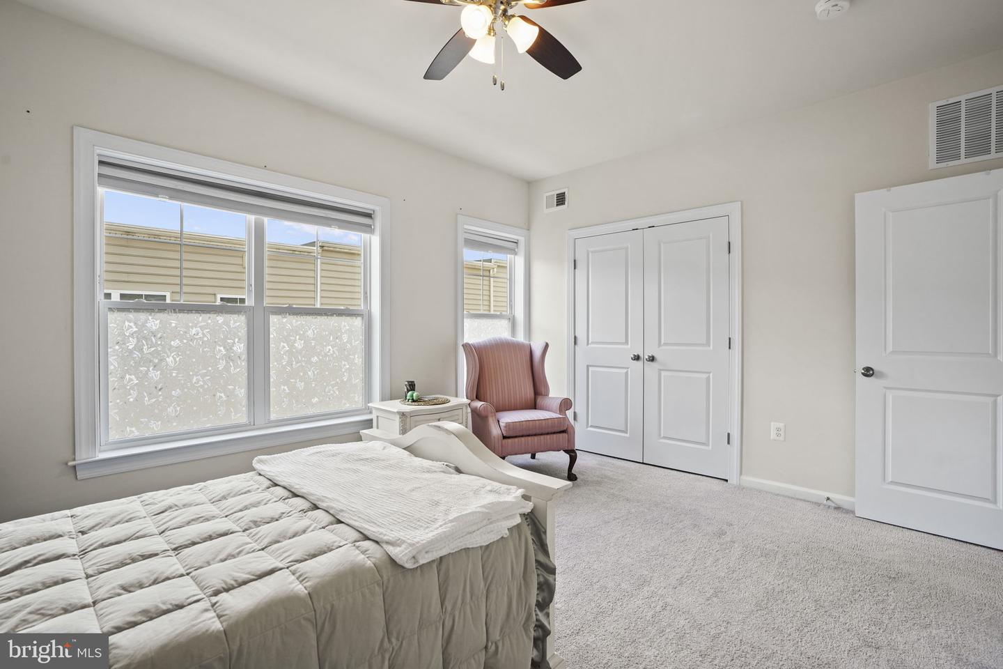 Photo 34 of 45 of 4737 Cherokee St townhome