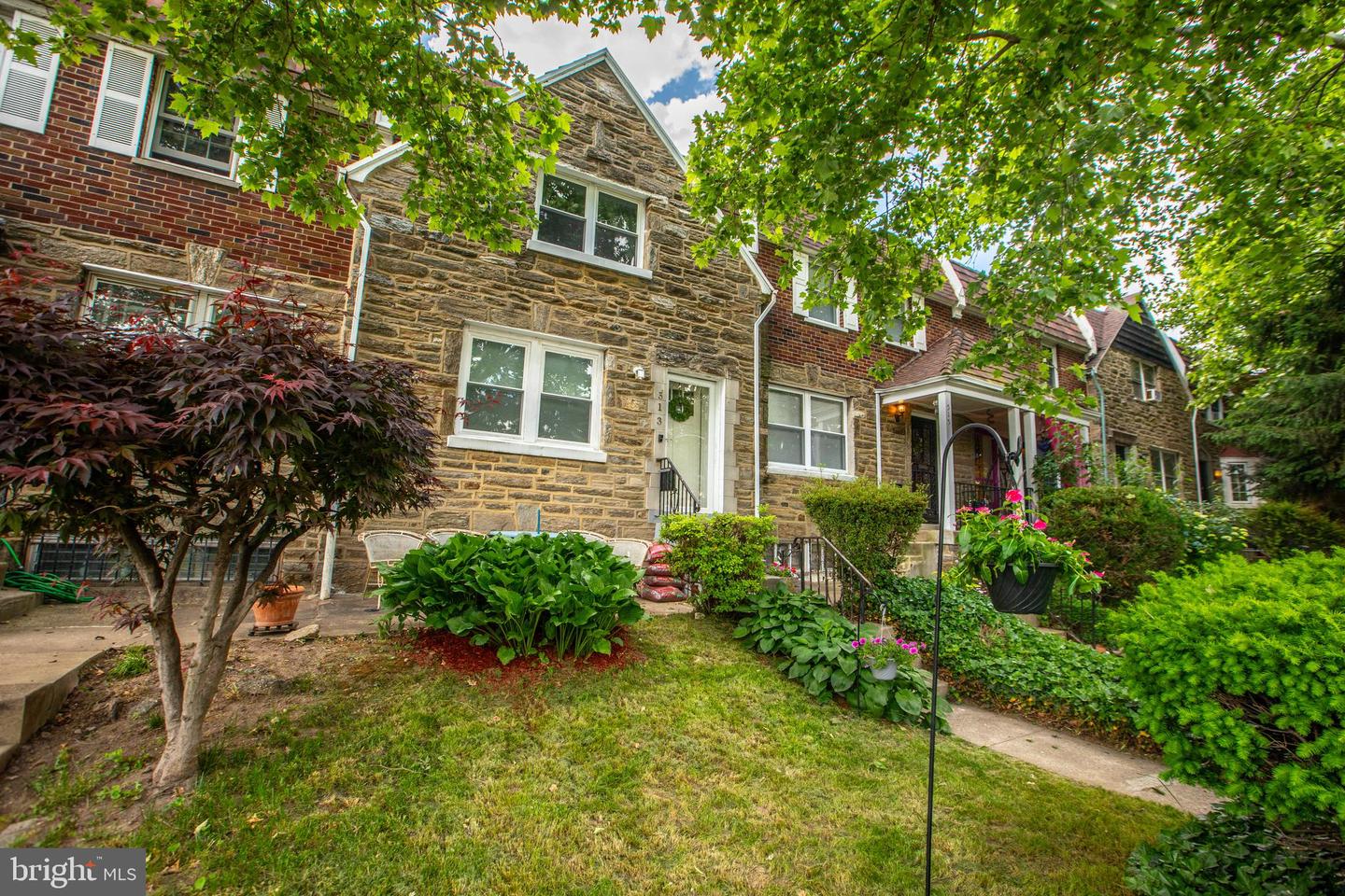 View Philadelphia, PA 19119 townhome