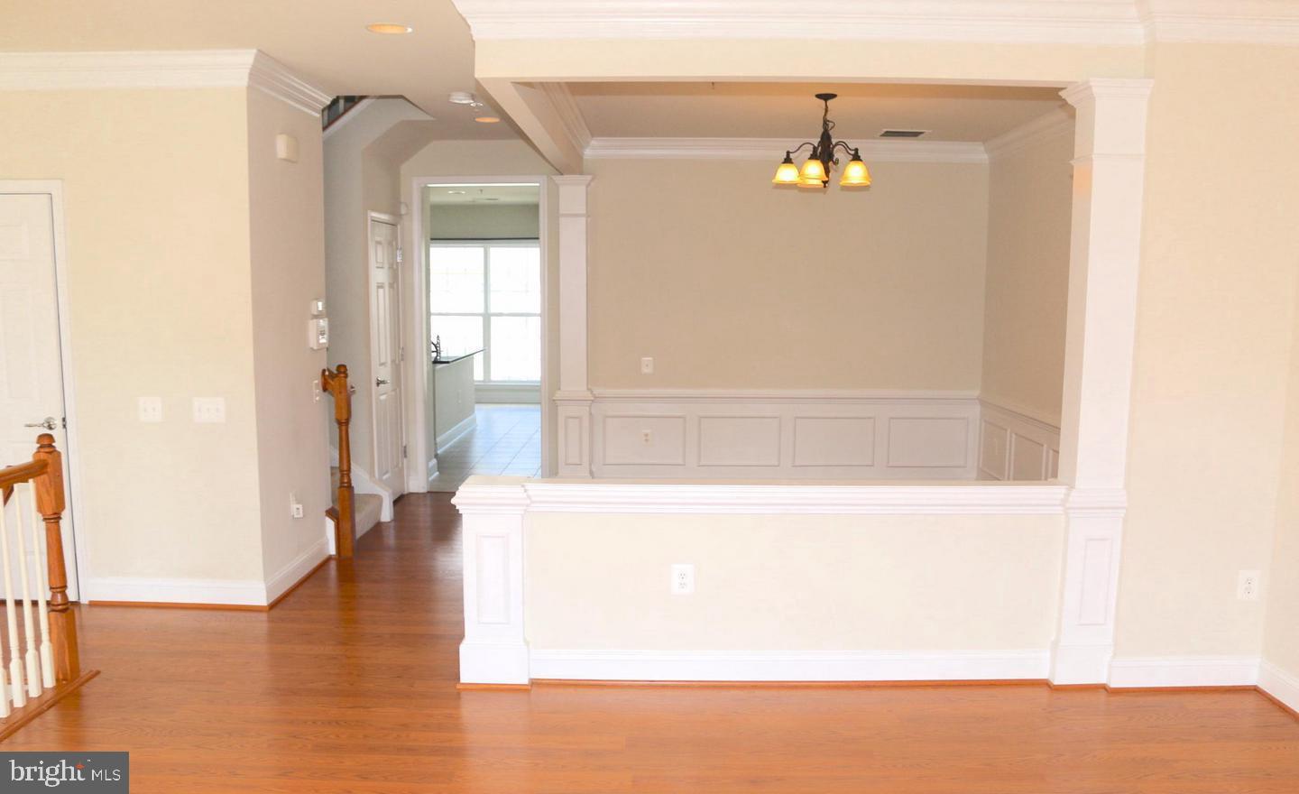 Photo 5 of 40 of 14521 Barkham Dr townhome