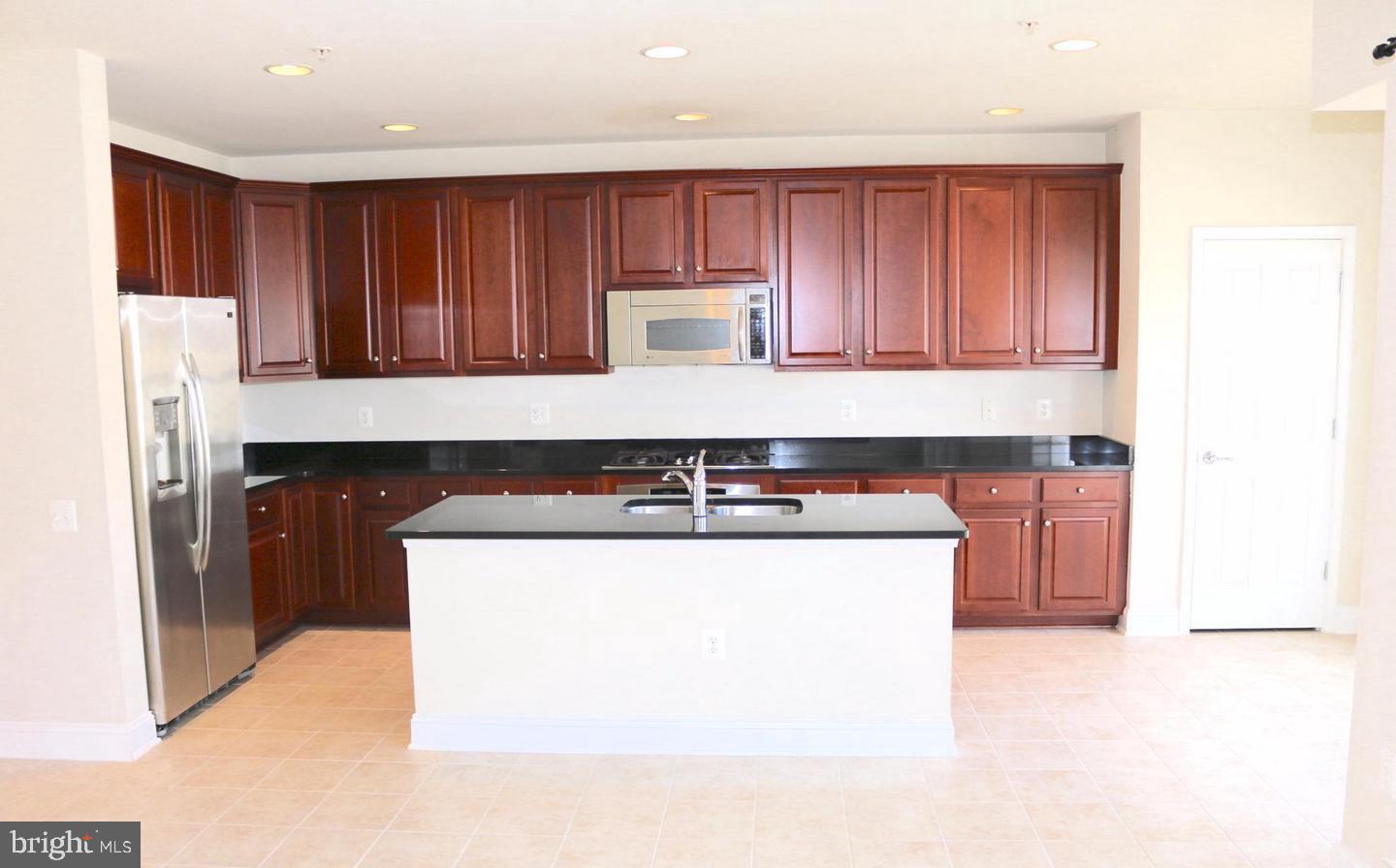 Photo 15 of 40 of 14521 Barkham Dr townhome