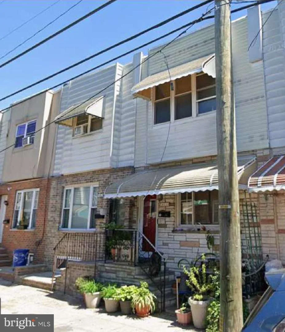 2643 S 10th Street