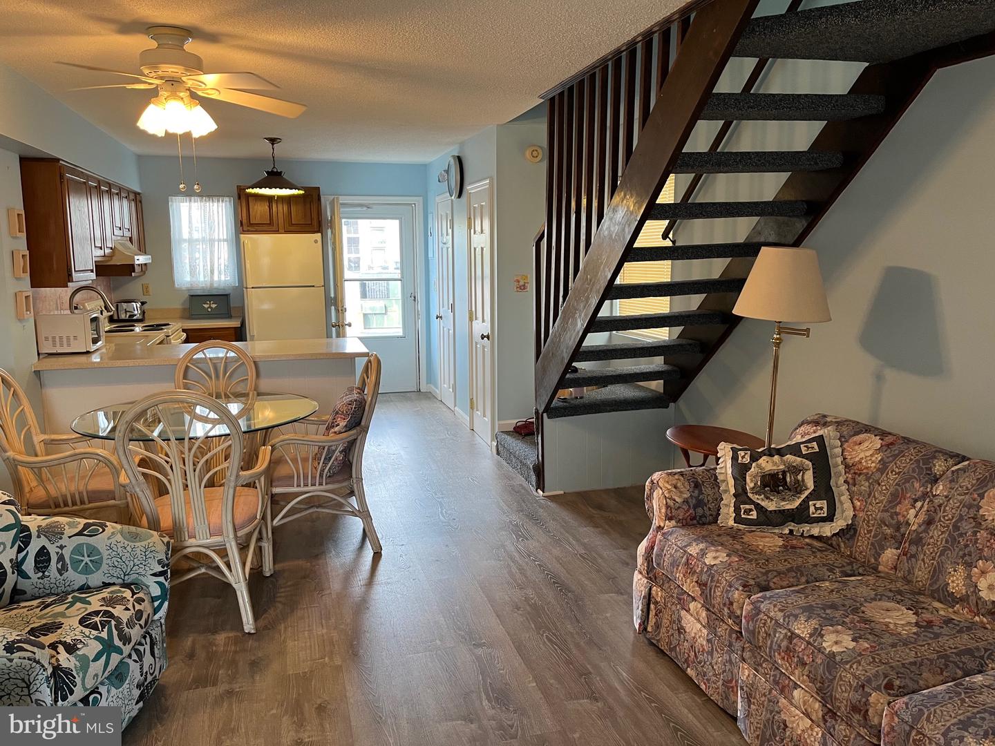Photo 5 of 23 of 501 Penguin Dr #7a townhome