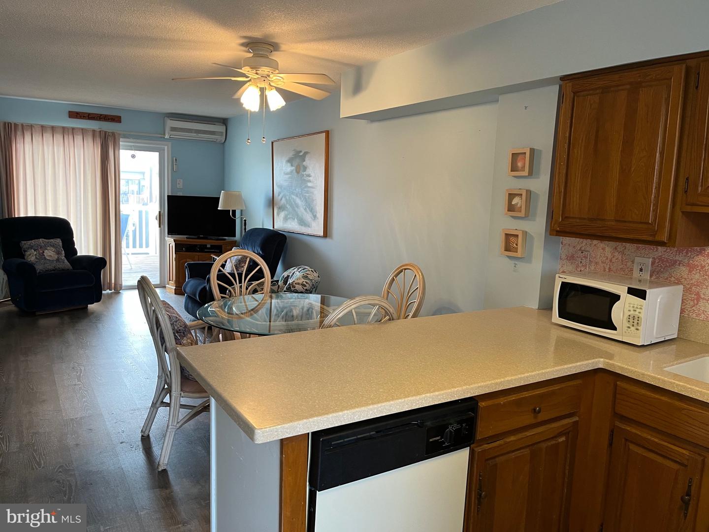 Photo 8 of 23 of 501 Penguin Dr #7a townhome