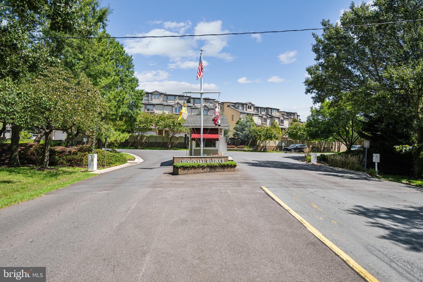 Photo 2 of 41 of 2100 Chesapeake Harbour Dr #T2 condo