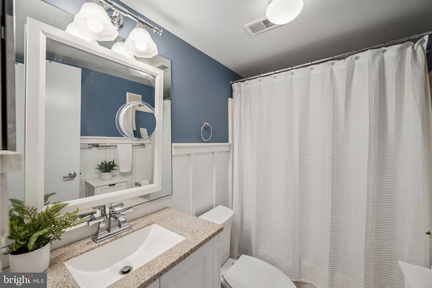 Photo 23 of 41 of 2100 Chesapeake Harbour Dr #T2 condo