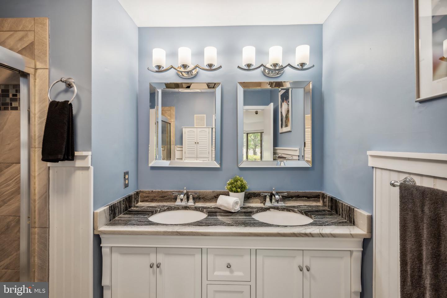 Photo 17 of 41 of 2100 Chesapeake Harbour Dr #T2 condo