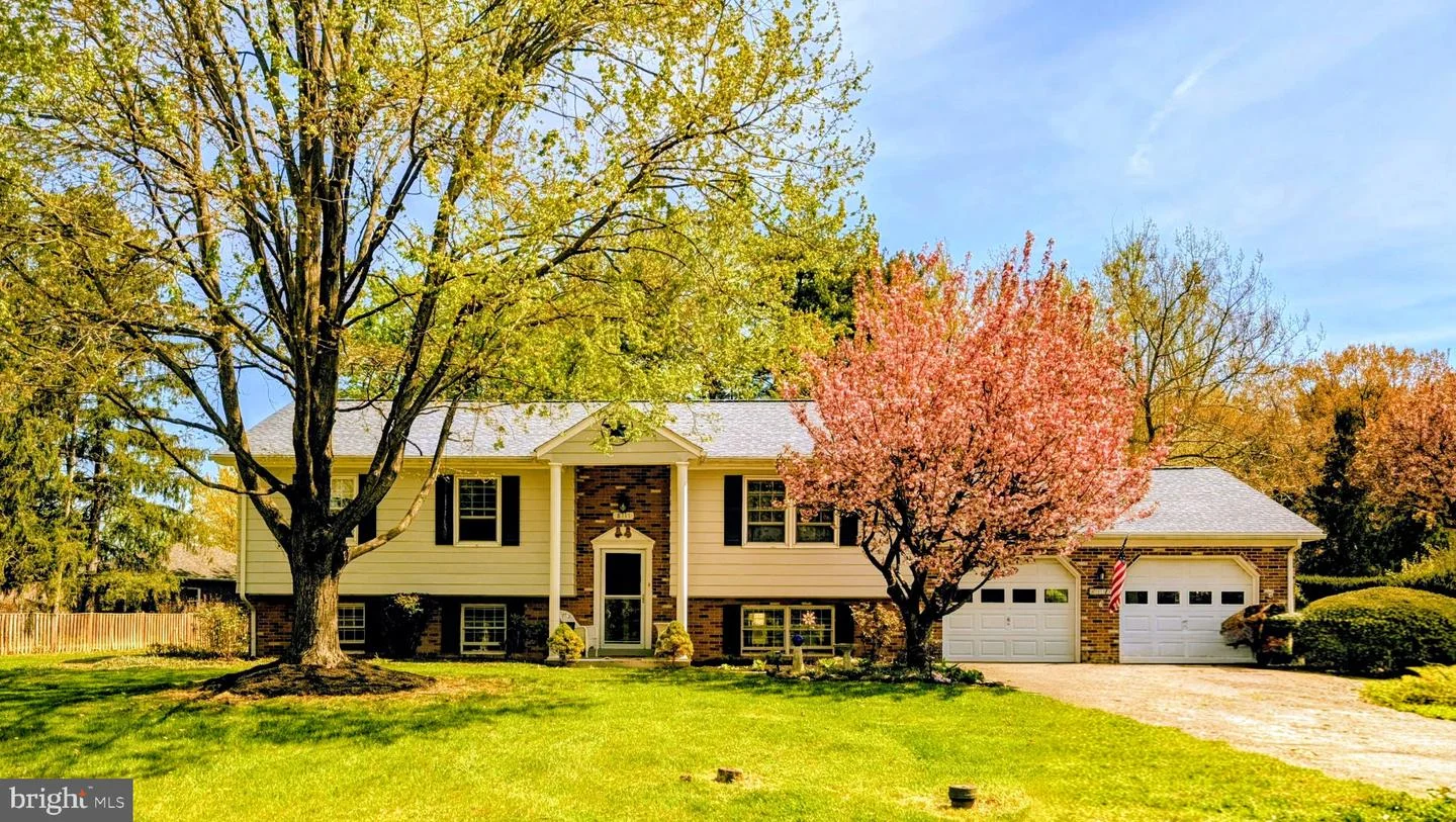 8111 Overlook Court