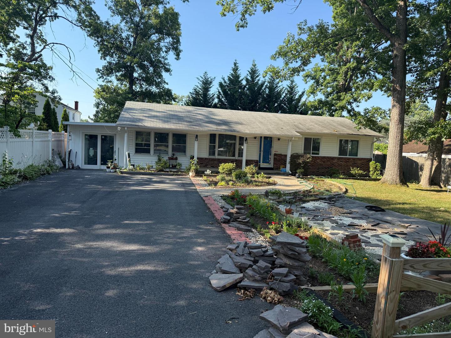 6472 Fourth Street, Alexandria, VA, 22312