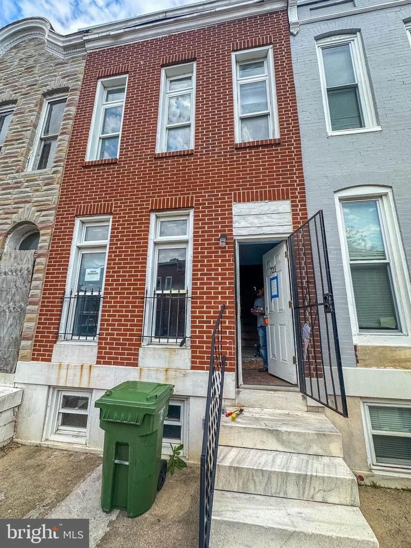 721 Appleton Street