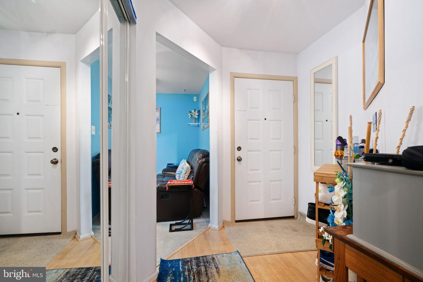 Photo 9 of 30 of 4 Tulip Ct townhome