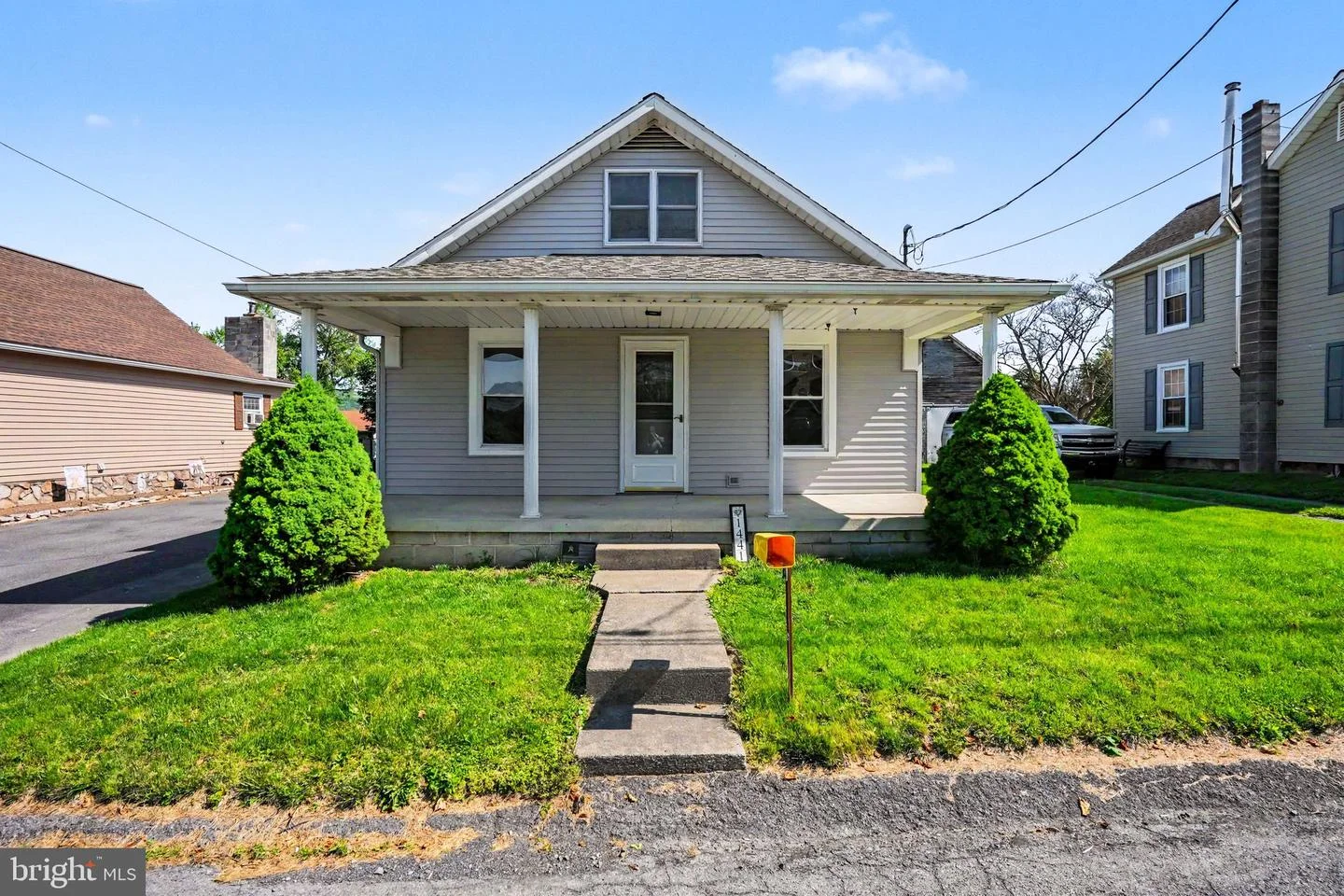 1441 N River Road