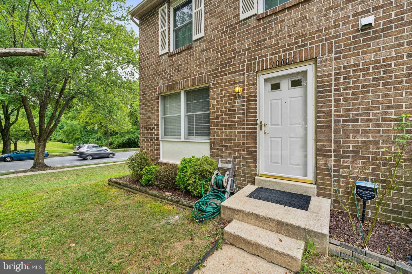 View Laurel, MD 20723 townhome