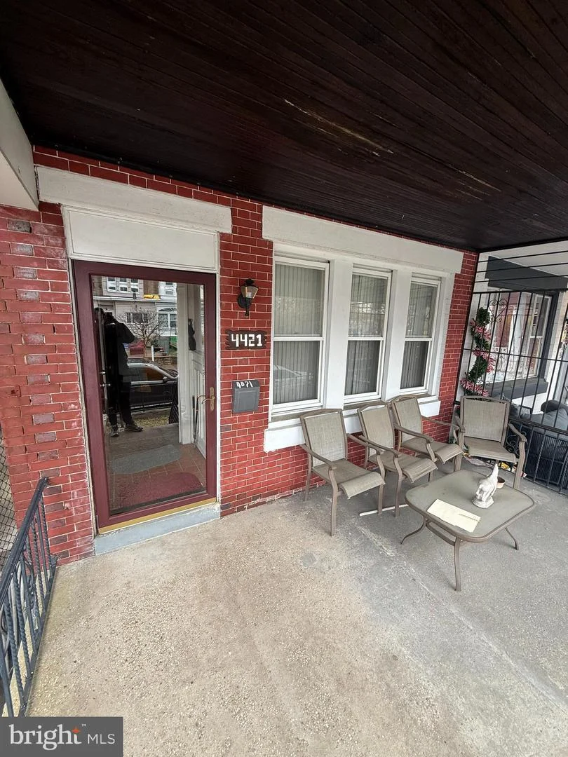 4421 N 8th Street