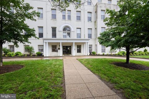 Condominium in Washington DC 101 North Carolina AVENUE 19.jpg