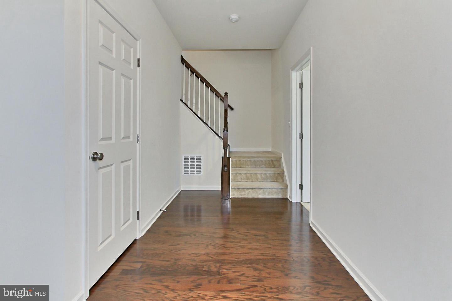 Photo 17 of 63 of 22573 Norwalk Sq townhome