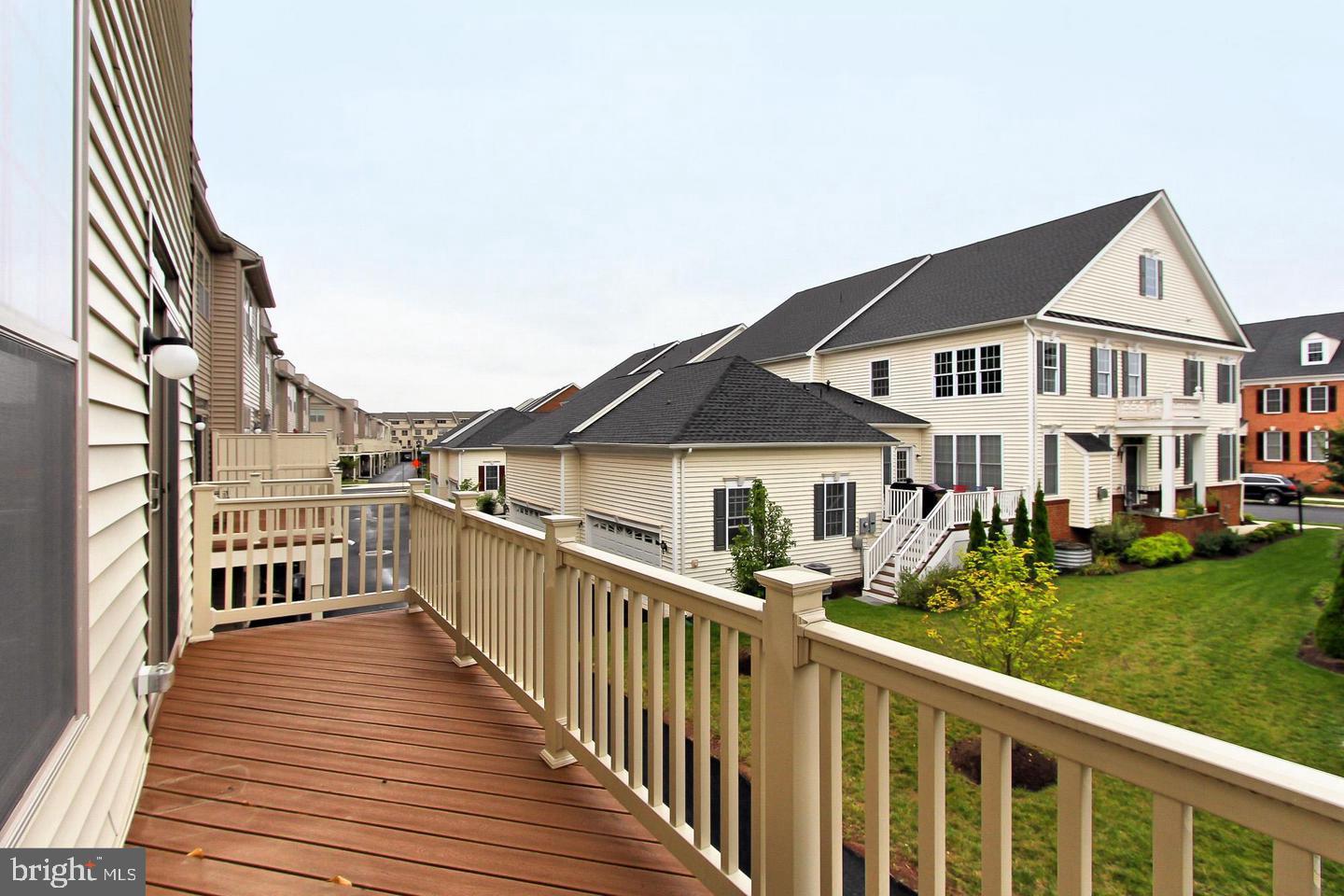 Photo 41 of 63 of 22573 Norwalk Sq townhome