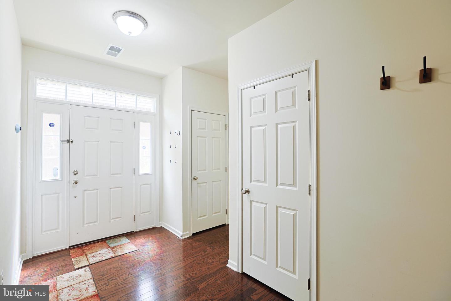 Photo 6 of 63 of 22573 Norwalk Sq townhome