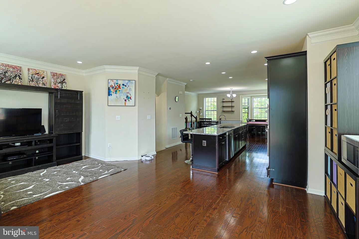 Photo 35 of 63 of 22573 Norwalk Sq townhome