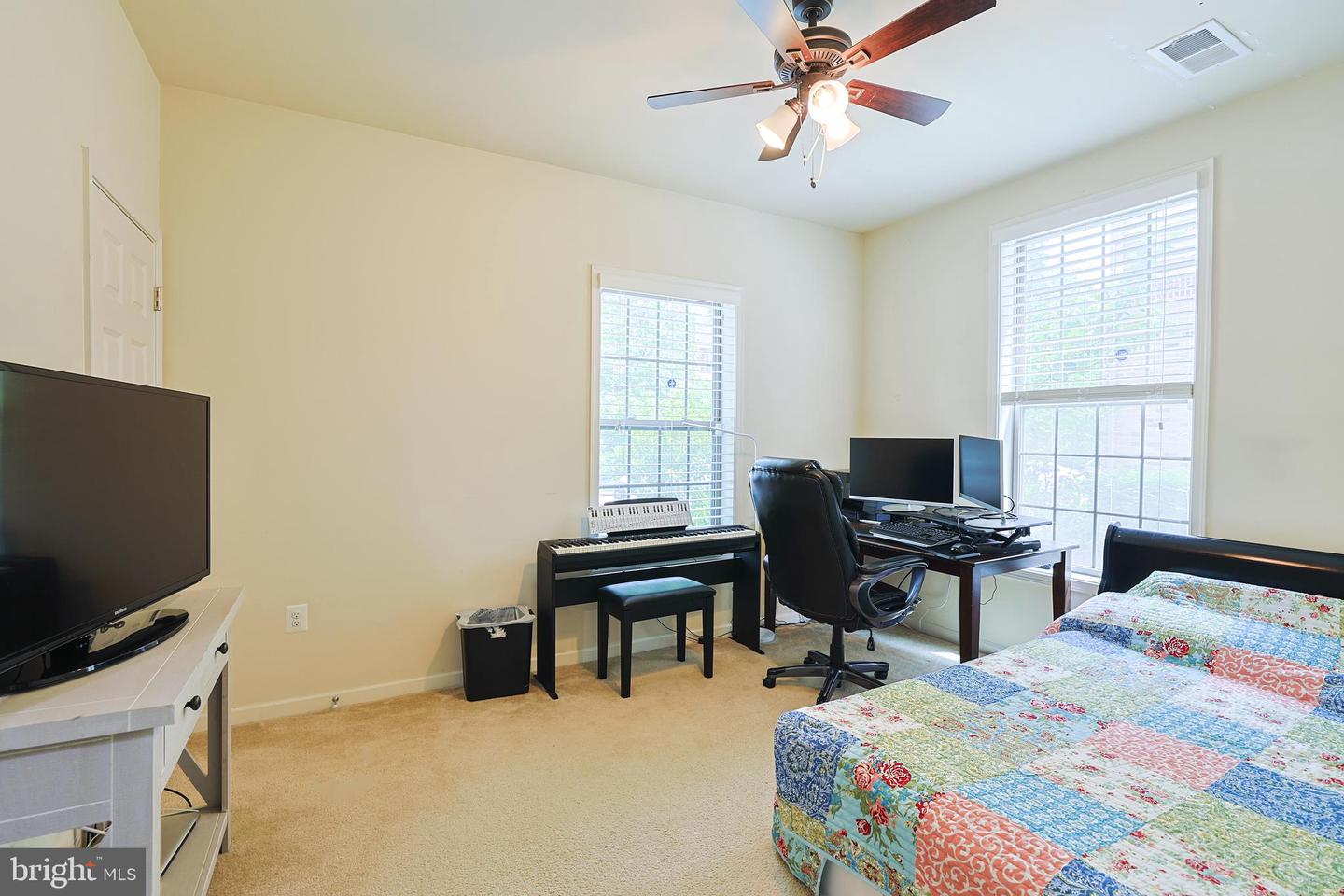 Photo 9 of 63 of 22573 Norwalk Sq townhome