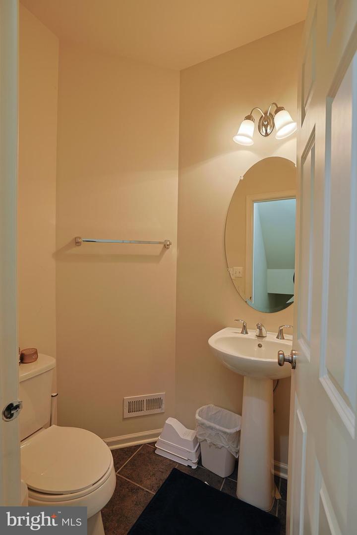 Photo 19 of 63 of 22573 Norwalk Sq townhome