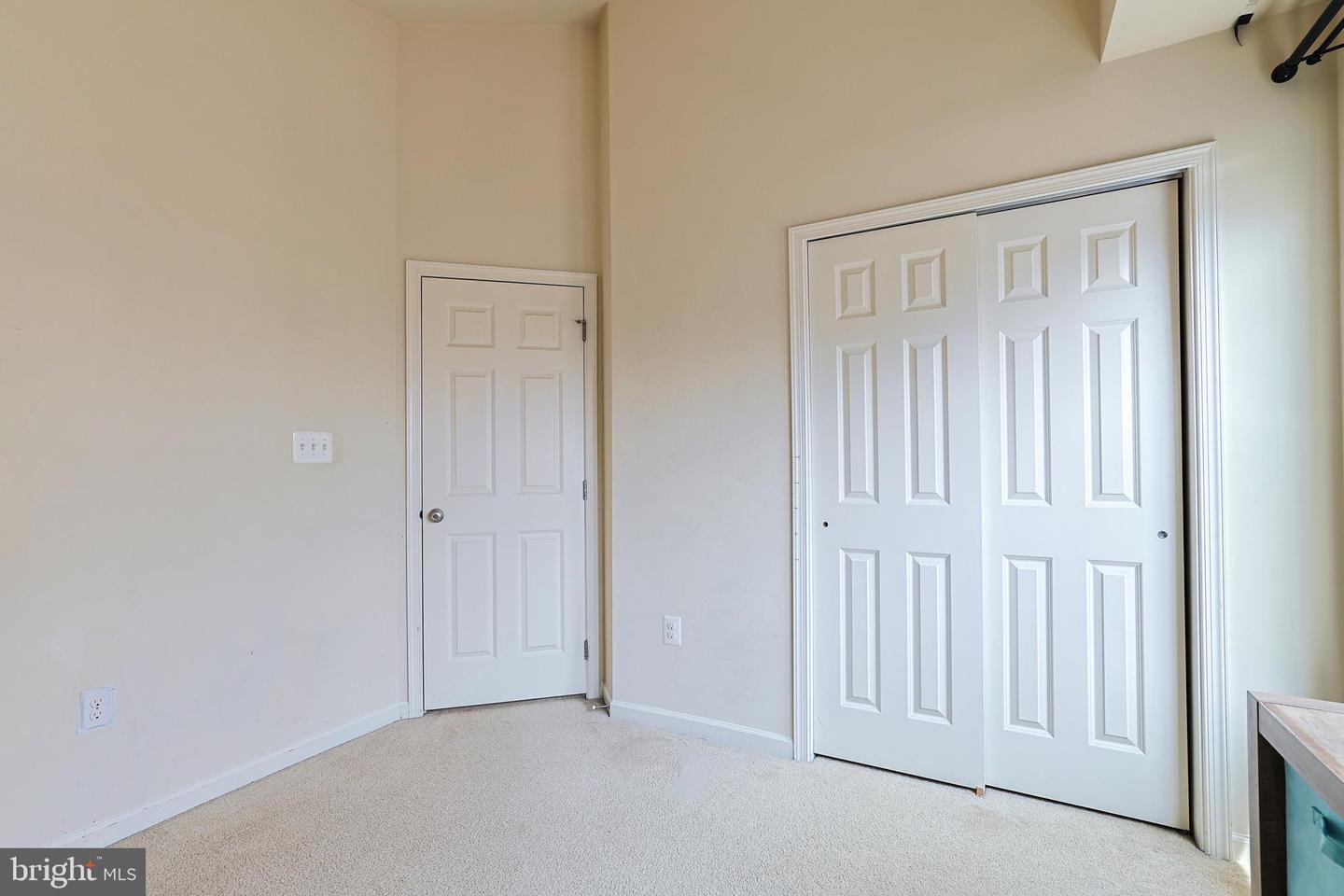 Photo 48 of 63 of 22573 Norwalk Sq townhome