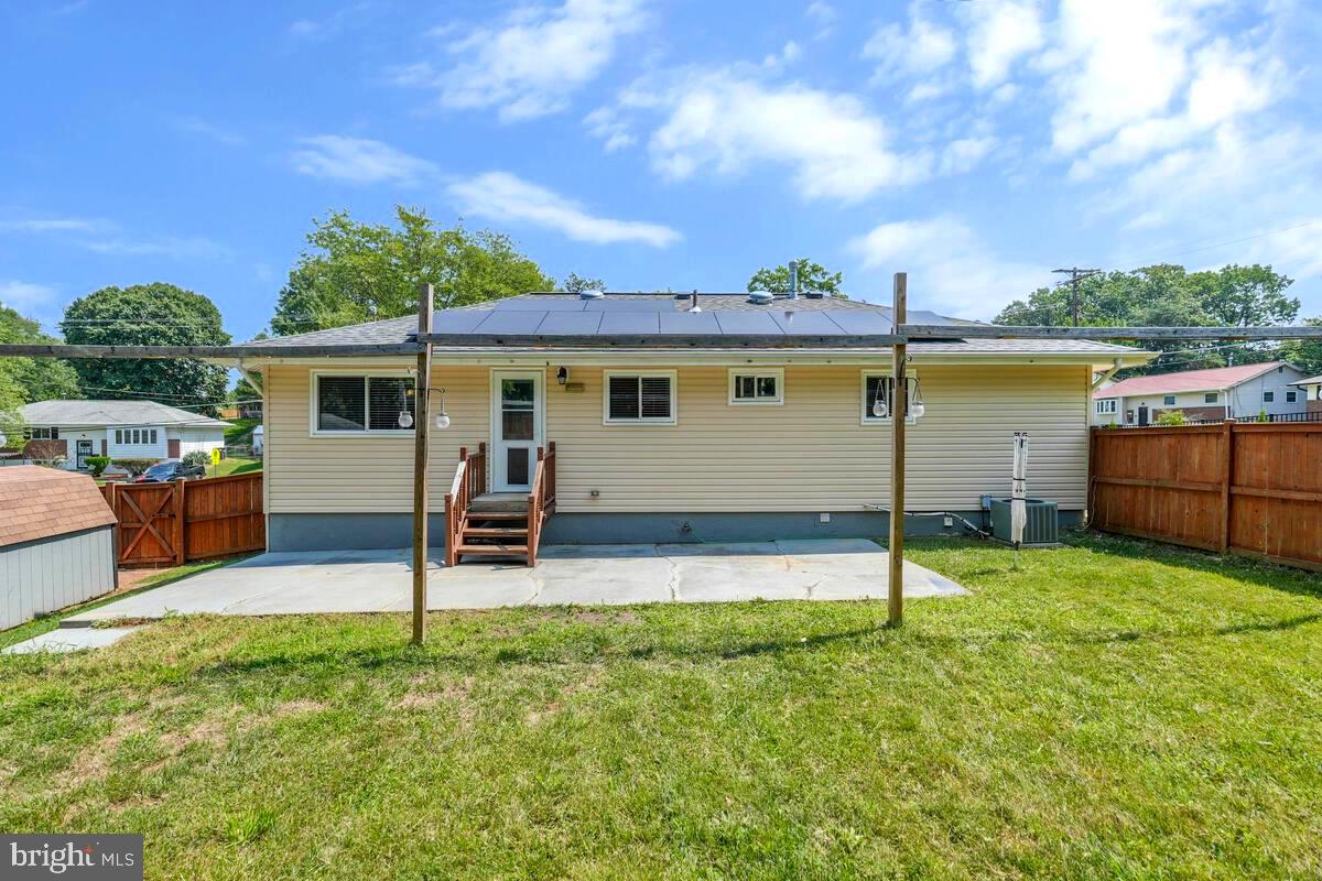 Photo 41 of 45 of 5641 Helmont Dr house