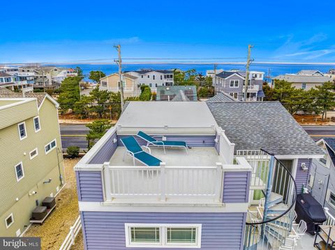 A home in Harvey Cedars