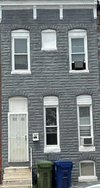 1908 Walbrook Avenue