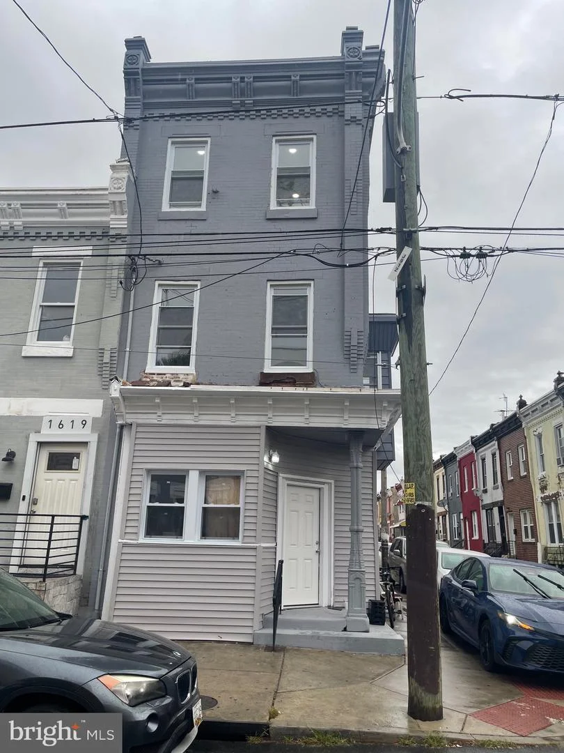 1617 W Cumberland Street