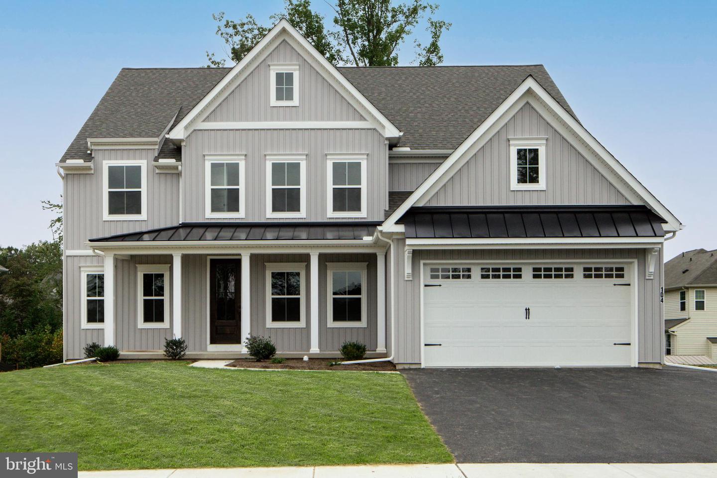 Photo 4 of 26 of 130 S Oak Grove Rd #Devonshire house