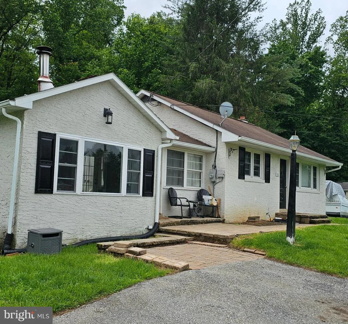 102 Northside Road