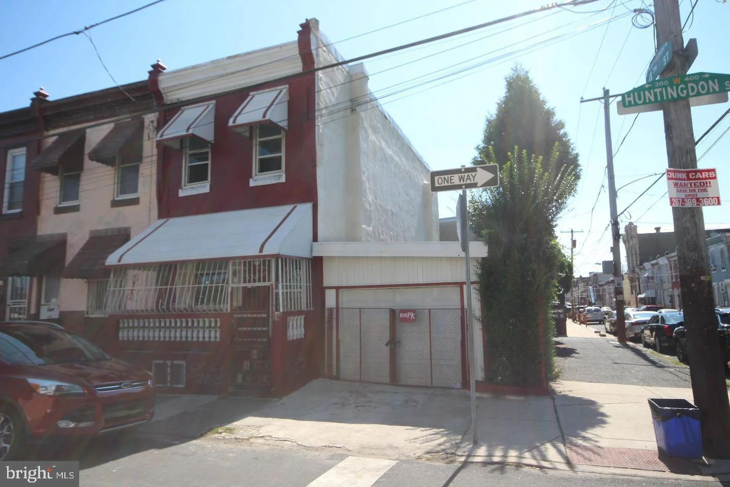 324 W Huntingdon Street