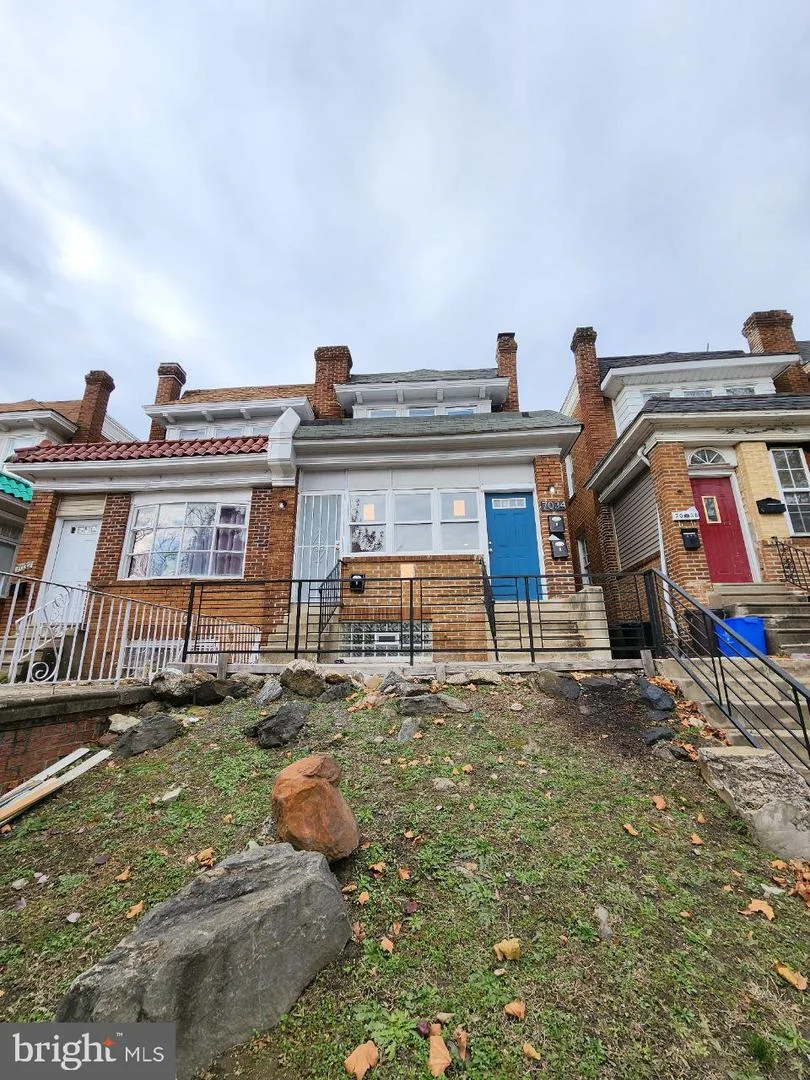 7034 N Broad Street