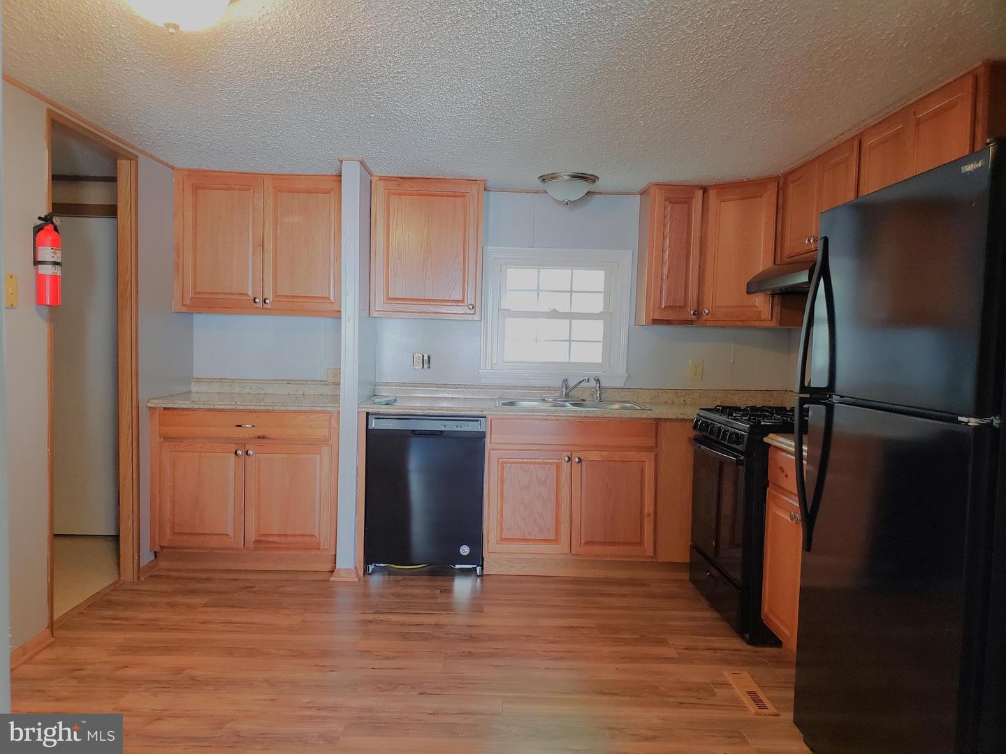 Photo 5 of 12 of 134 Ghaner Dr mobile home