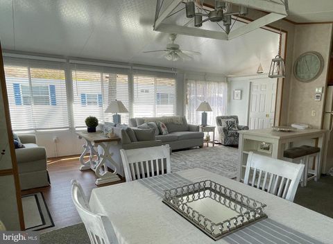 Manufactured Home in Woodbine NJ 165 Fremont Ave Ave 3.jpg