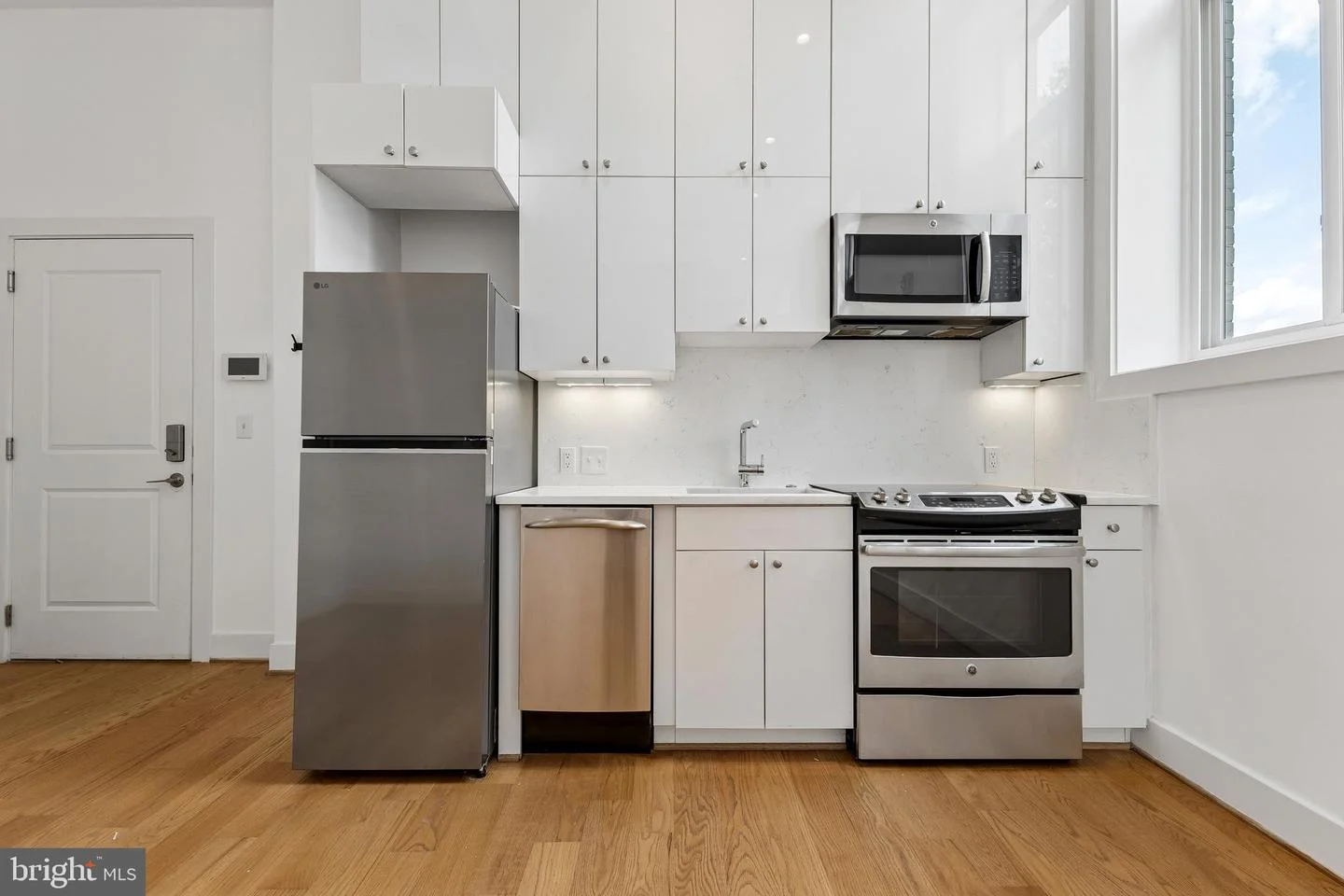 1211 G Street SE Unit 5
