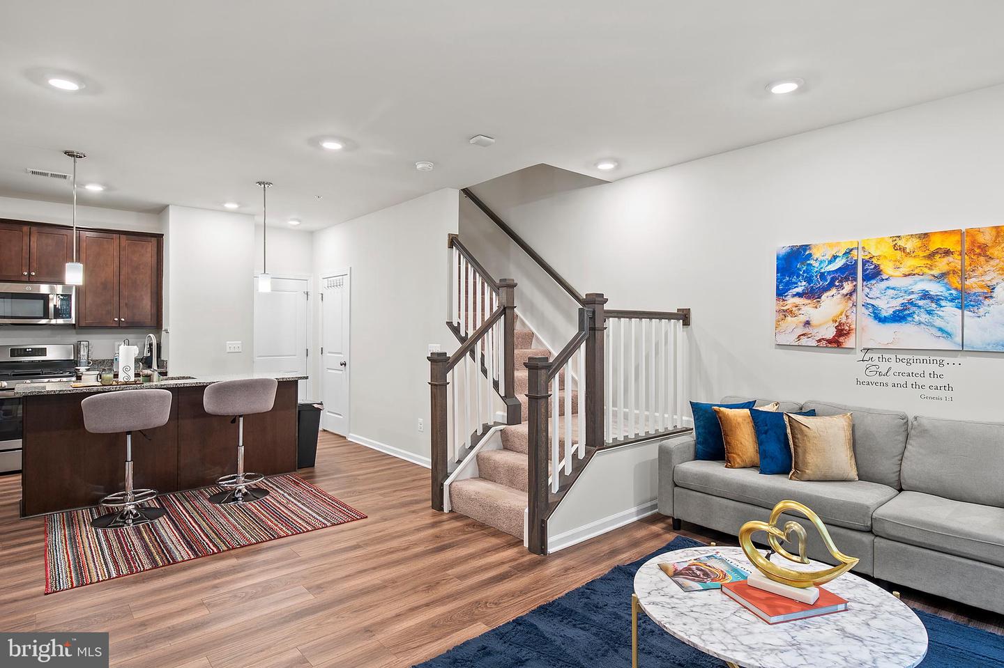 Photo 7 of 29 of 9608 Block St #307 townhome
