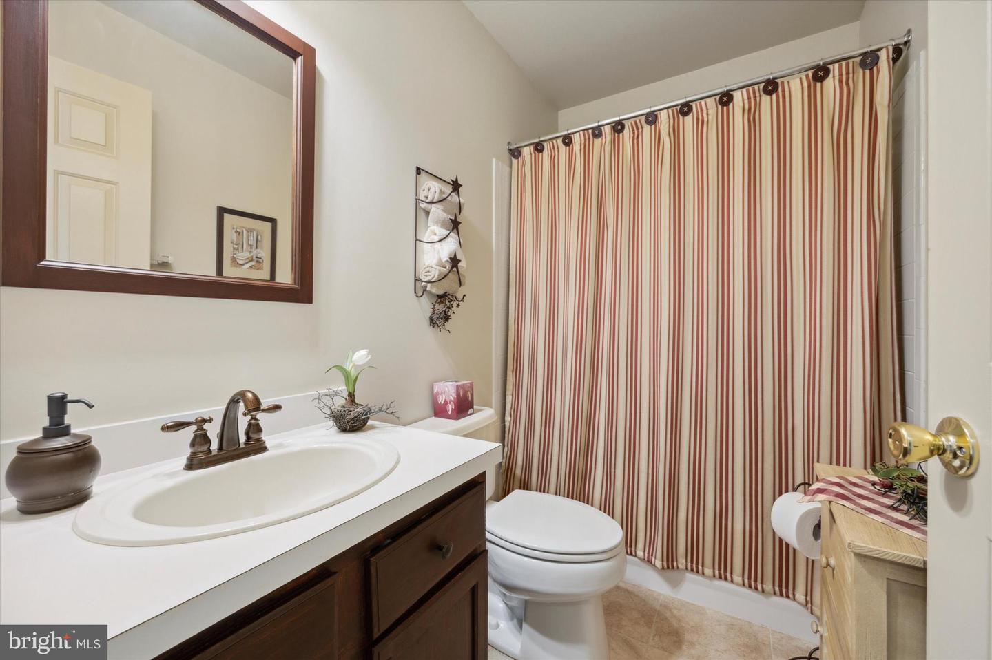 Photo 13 of 18 of 535 Musket Ct townhome
