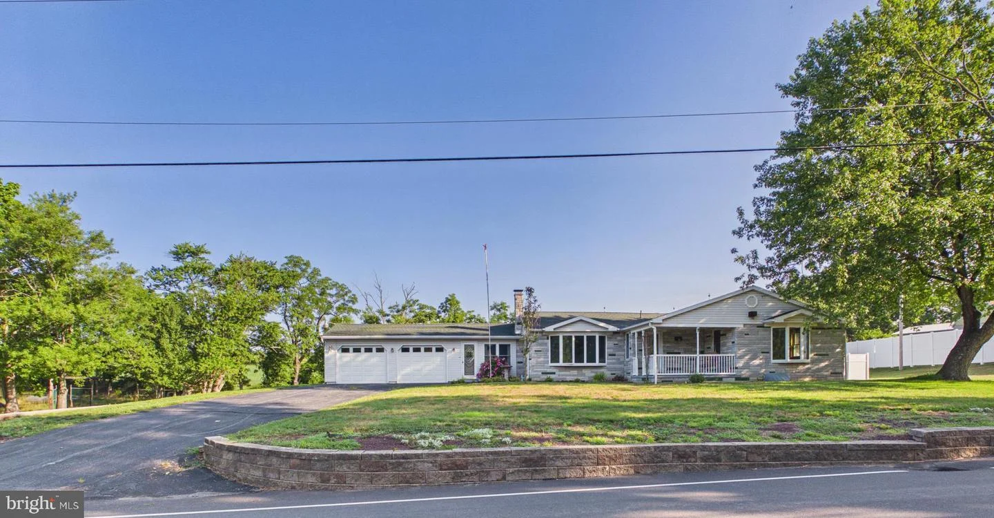 8664 Jonestown Road, Grantville, PA, 17028