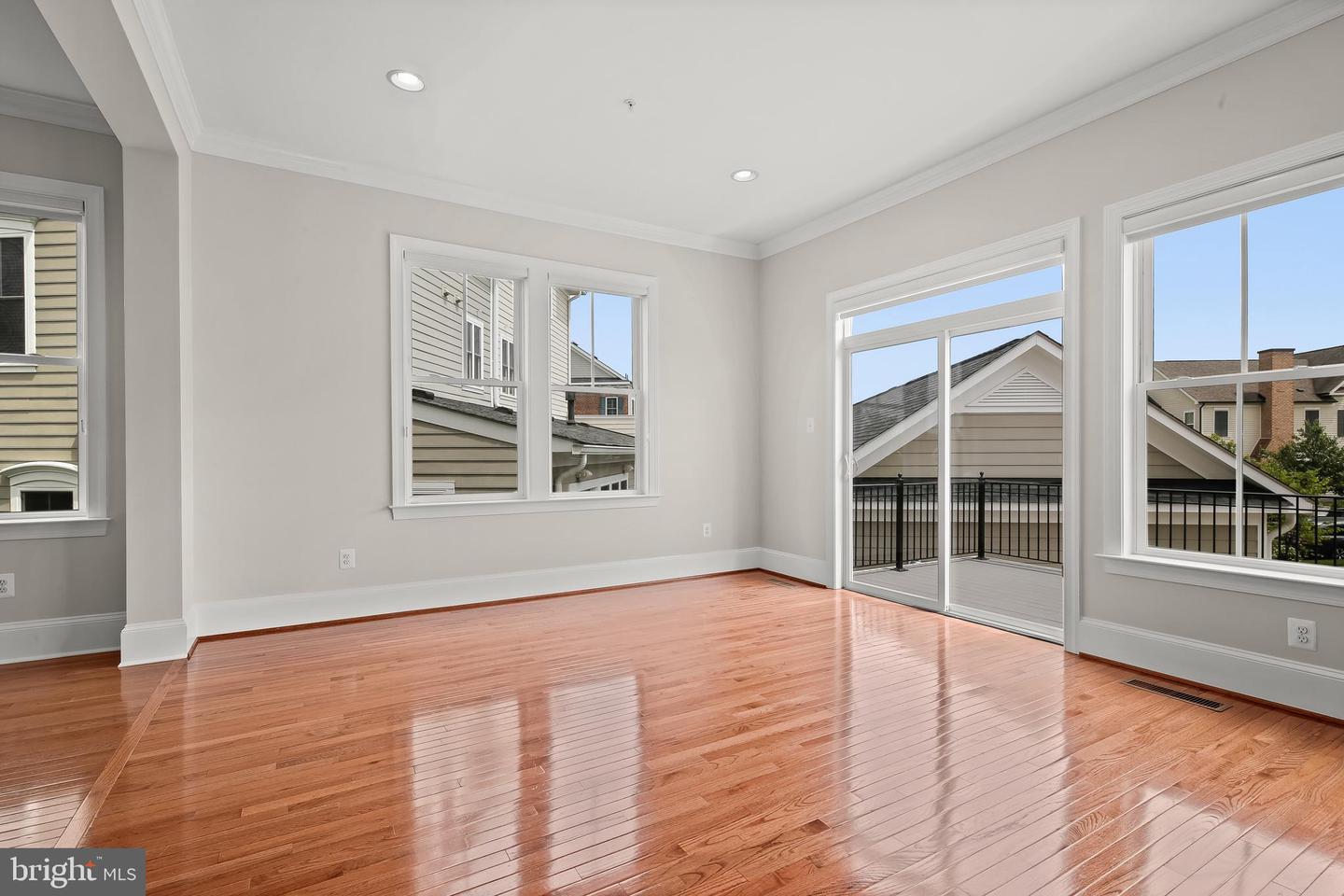 Photo 19 of 55 of 7901 Maple Lawn Blvd townhome