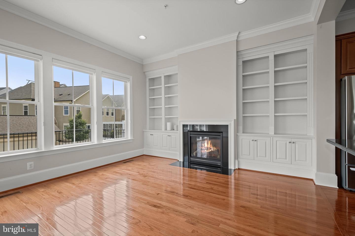 Photo 18 of 55 of 7901 Maple Lawn Blvd townhome