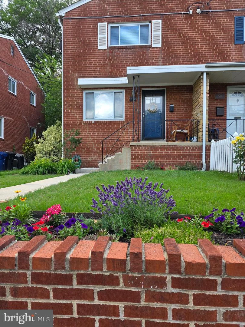 48 W Taylor Run Parkway
