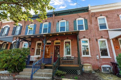 Townhouse in Wilmington DE 1814 Scott STREET 28.jpg