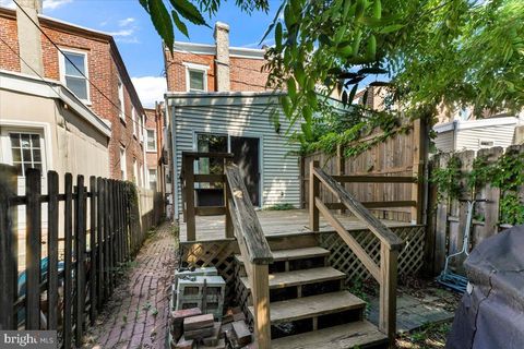 Townhouse in Wilmington DE 1814 Scott STREET 23.jpg