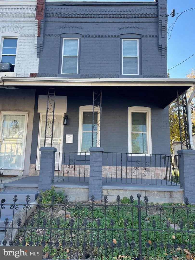 346 Parker Street