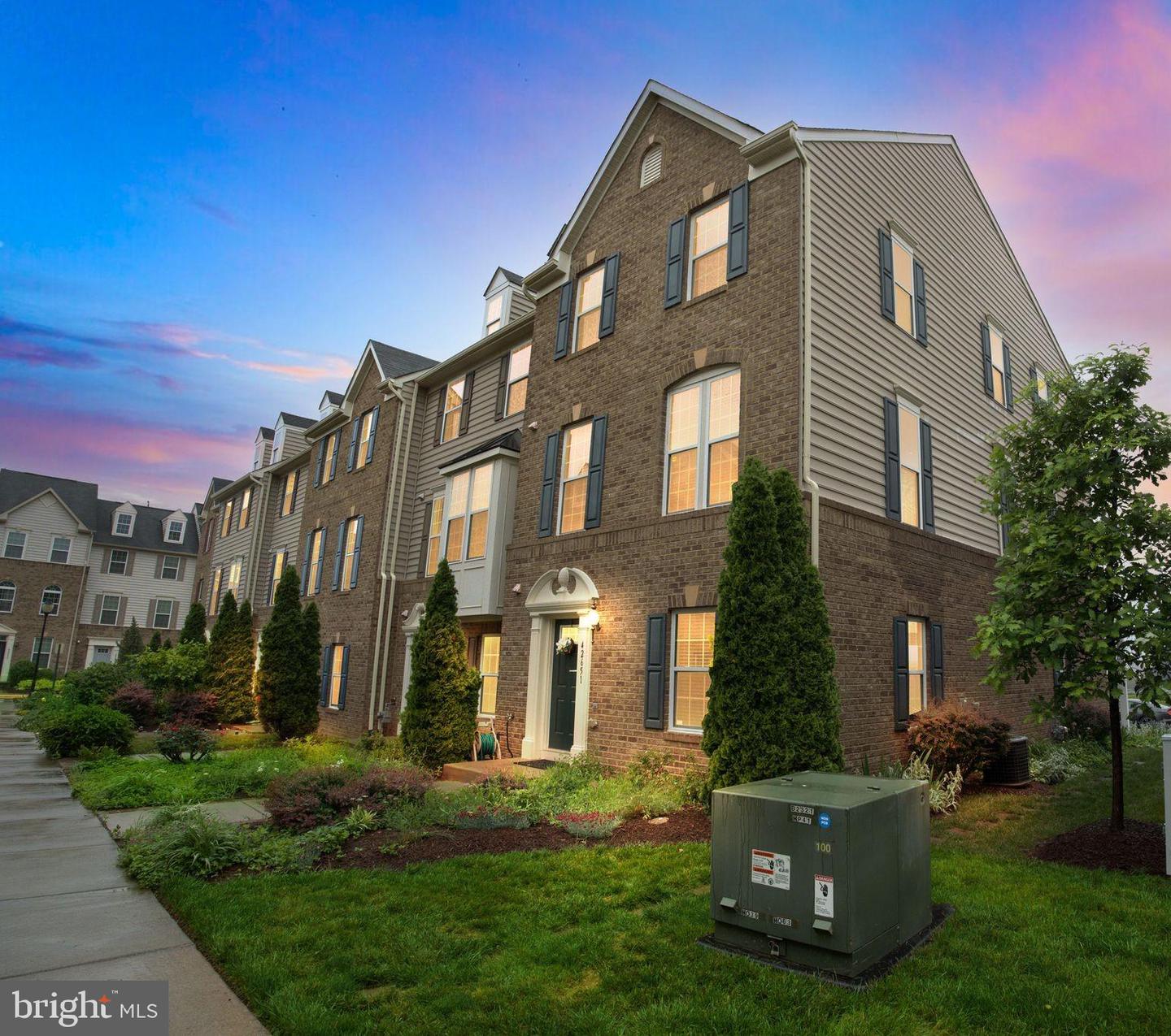 View Dulles, VA 20166 townhome